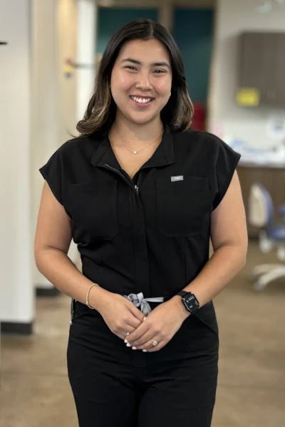 Dr. Claudia Mendiola